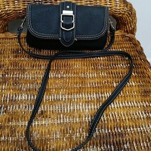 Small cross body purse.